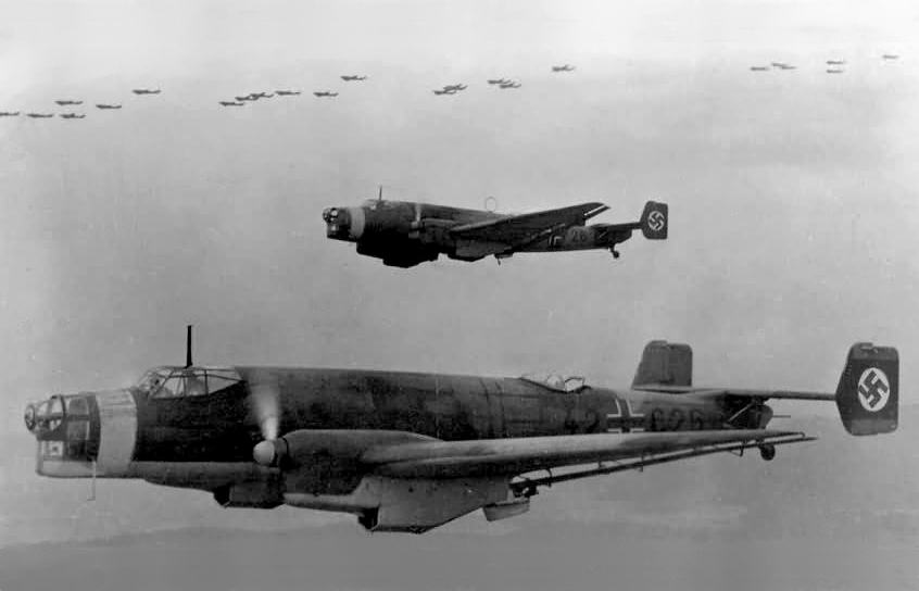 junkers_ju_86_bombers_in_flight_1937.jpg
