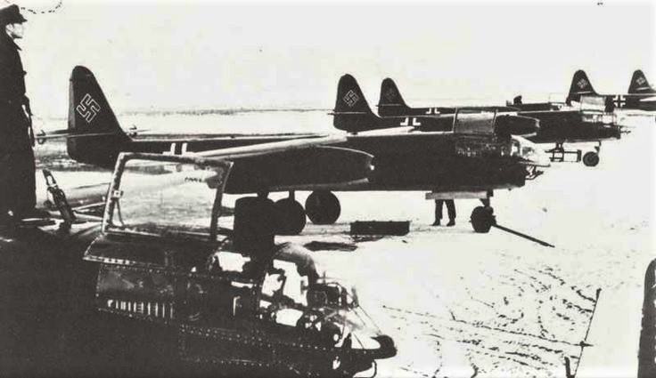 ar-234-b-2s-at-burg-airfield-december-1944-2.jpg