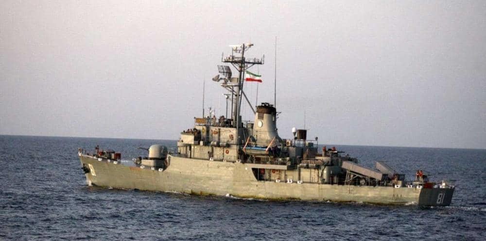 إيران ترسل سفنا حربية إلى المياه الدولية (صور)