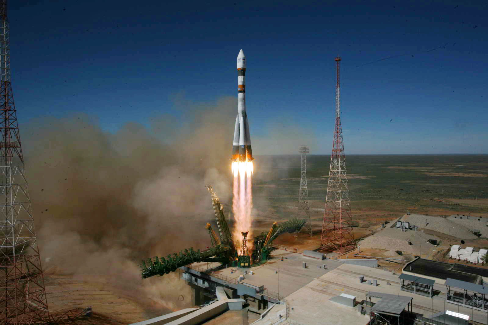 Soyuz-2-launch.jpg