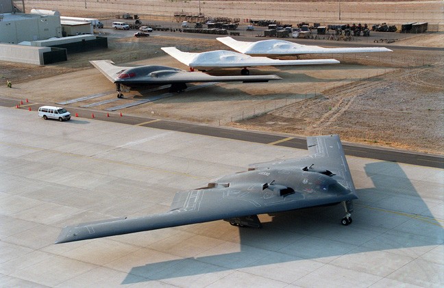 latest-usaf-stealth-bomber-gets-its-internet-given-name-b-21-raider_3.jpg