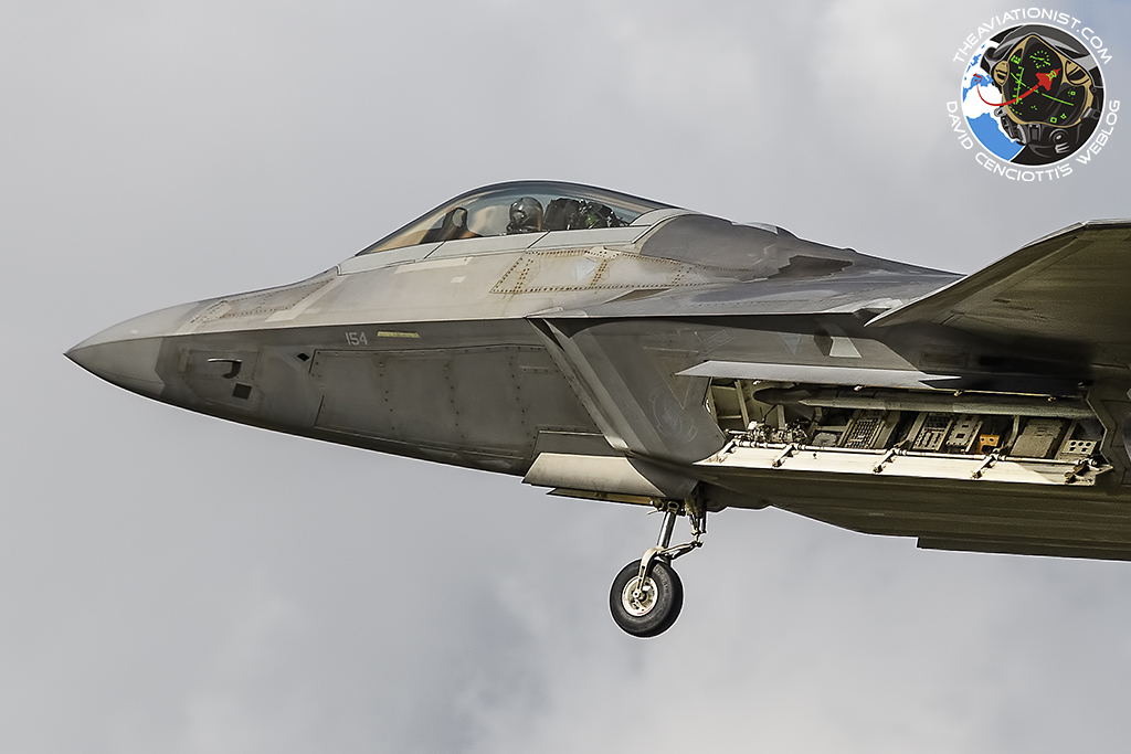 F-22-open-weapons-bay.jpg