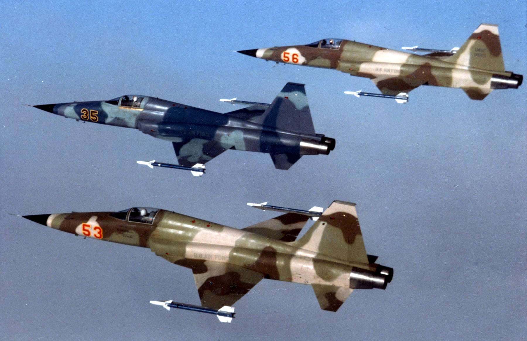 Three_F-5E_agressors_from_Alconbury_1983.jpg