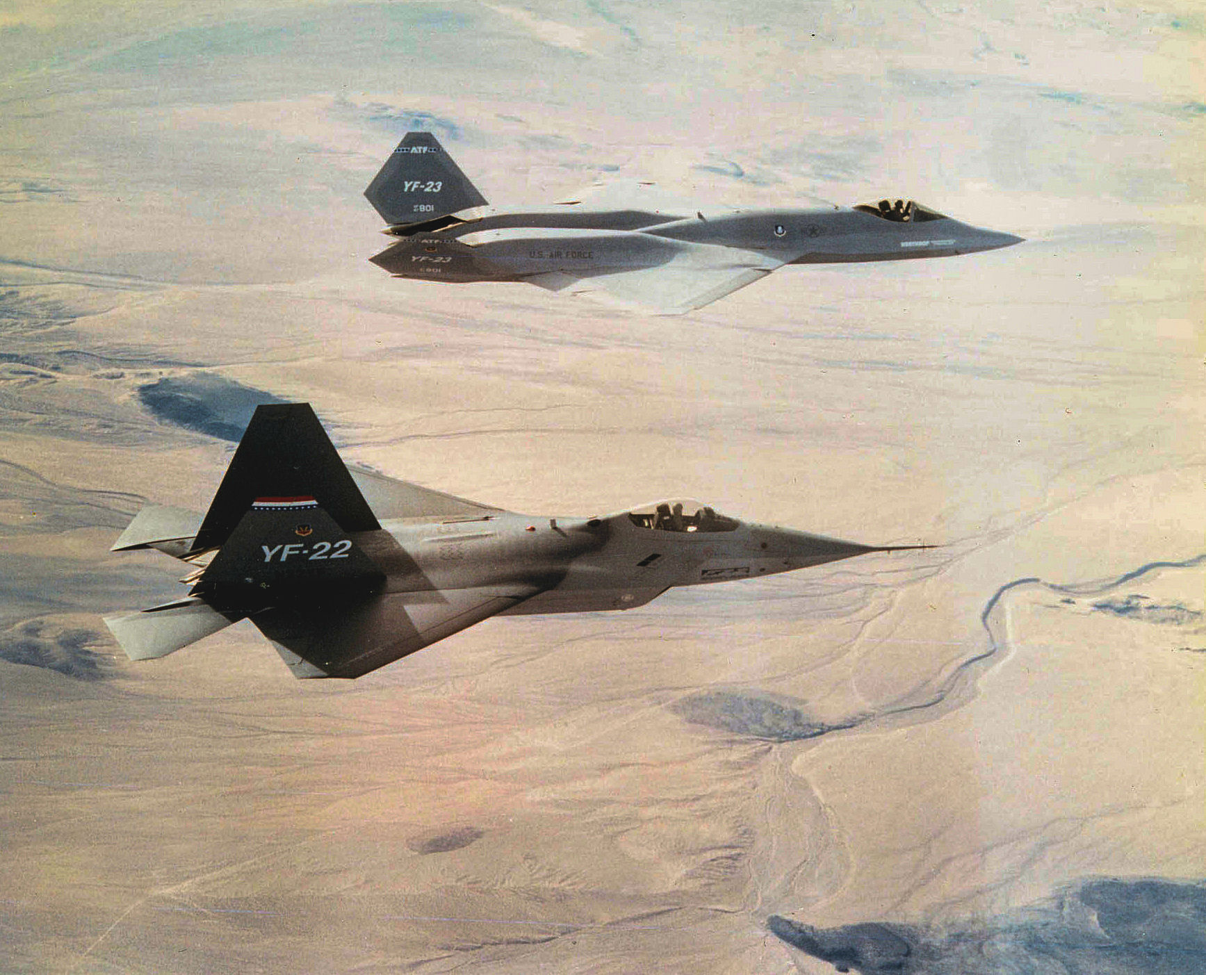 YF-22_and_YF-23.jpg