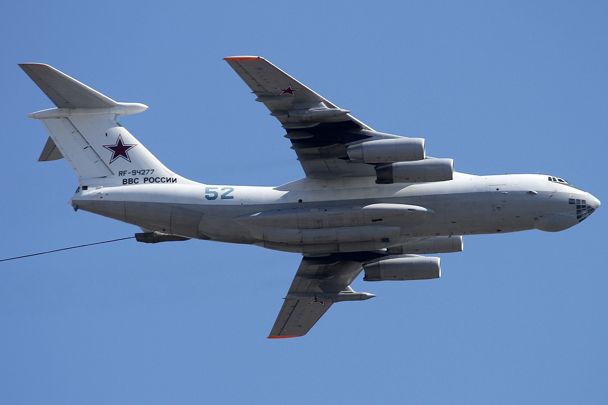 Ilyushin_IL-78_Midas,_Russia_-_Air_Force_JP7607201.jpg