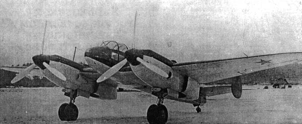 Yak-4%2C_light_bomber_plane.jpg
