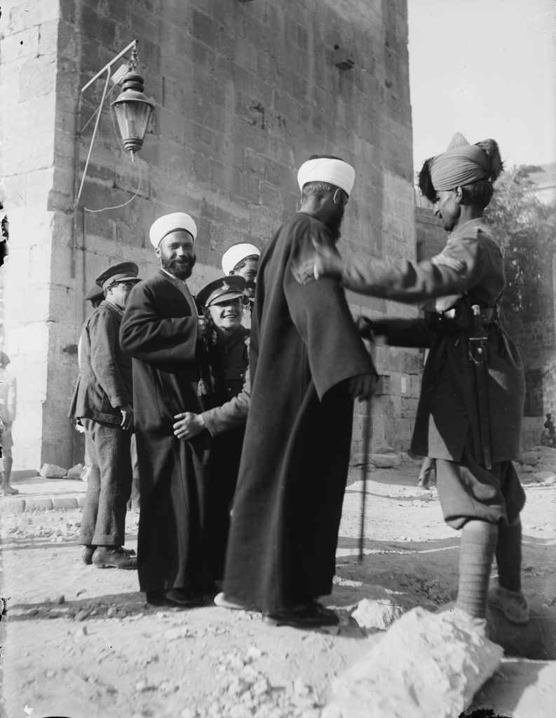 Image-Jerusalem_riots_april_1920_police_controle_of_arabs_civilians.jpg