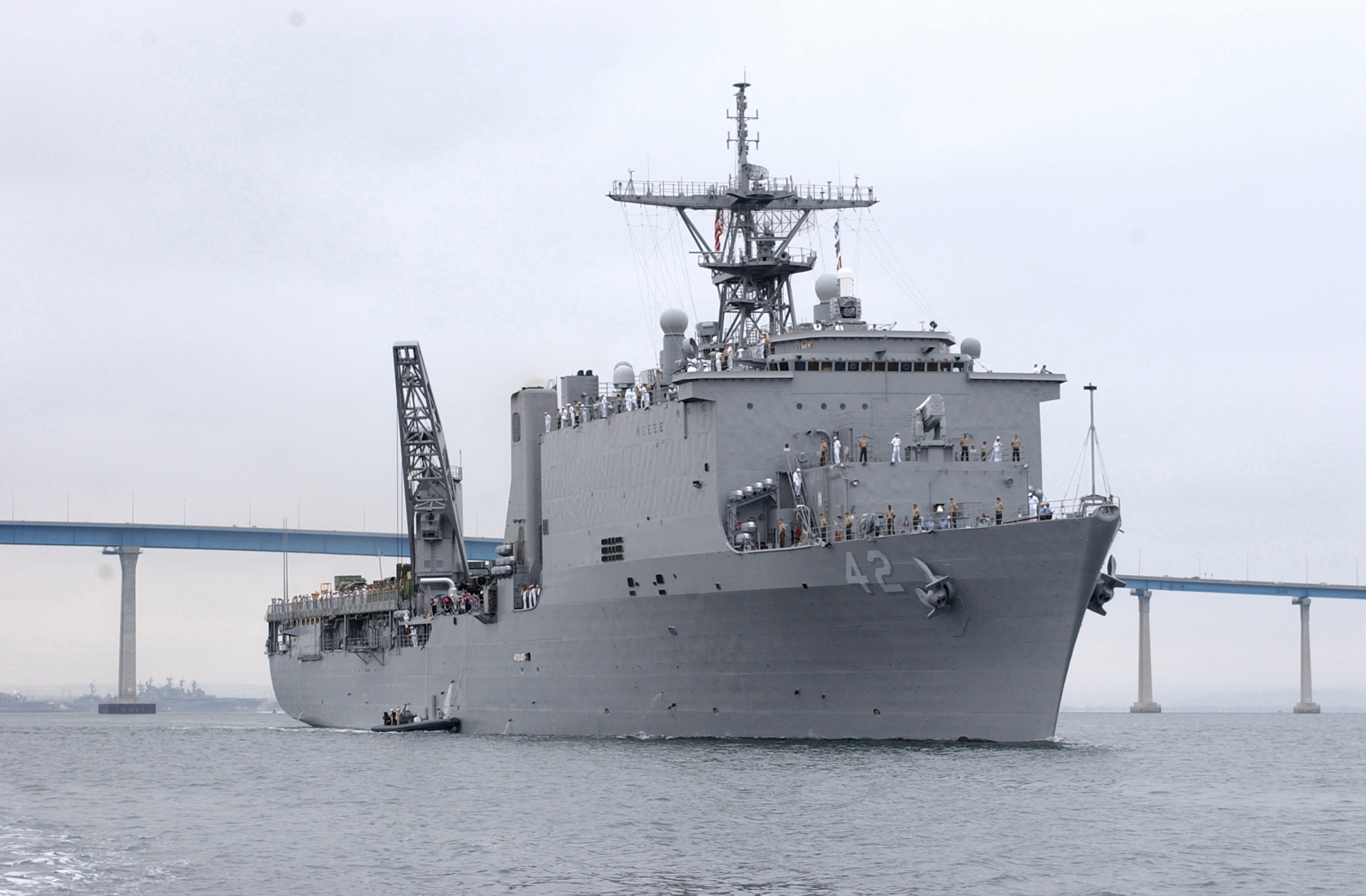 USS_Germantown_%28LSD-42%29.jpg