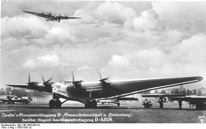 Bundesarchiv_Bild_146-1980-085-32%2C_Flugzeuge_Junkers_G-38.jpg