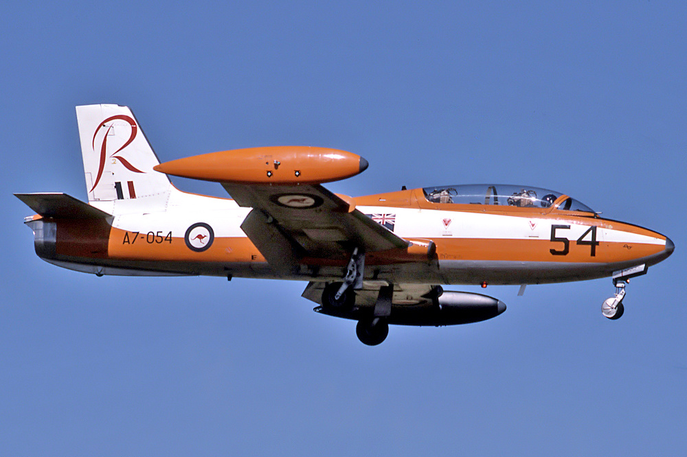 RAAF_Commonwealth_CA-30_%28MB-326H%29_landing_at_RAAF_Air_Base_Edinburgh.jpg