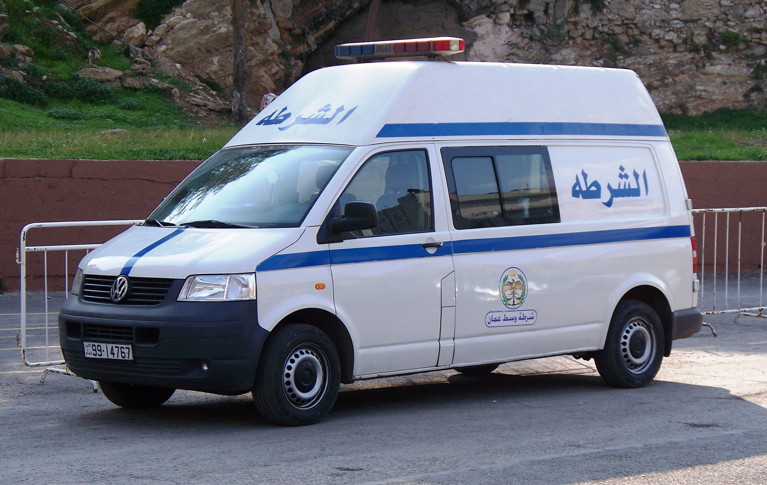 Jordanian_police_van.JPG