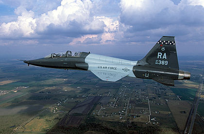420px-T-38_560FTS_RandolphAFB_2001.jpeg