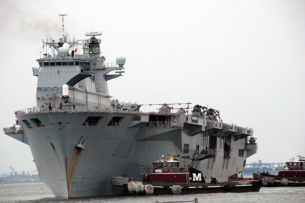 1024px-US_Navy_100630-N-9806M-116_The_Royal_Navy_landing_platform_dock_ship_HMS_Ocean_%28L12%29_arrives_at_Naval_Station_Norfolk_during_Operation_AURIGA.jpg