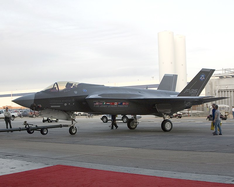 800px-F-35A_-_Inauguration_Towing.jpg