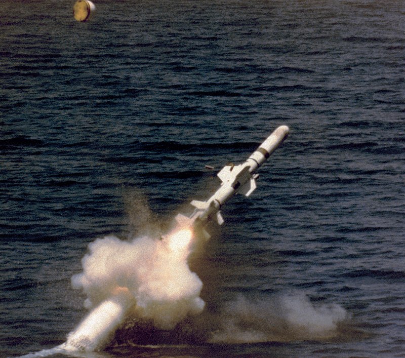 800px-Harpoon_launched_by_submarine.jpg