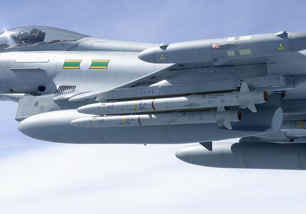 1024px-ASRAAM_Missiles_Fitted_to_RAF_Typhoon_Jet_MOD_45155903.jpg