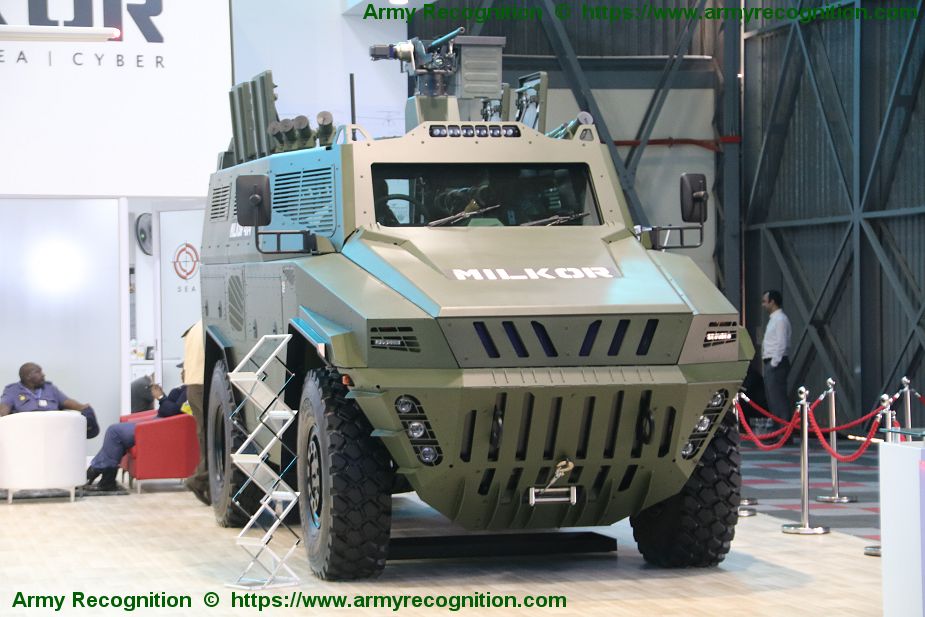 Milkor_from_South_Africa_unveils_new_4x4_armored_vehicle_925_001.jpg