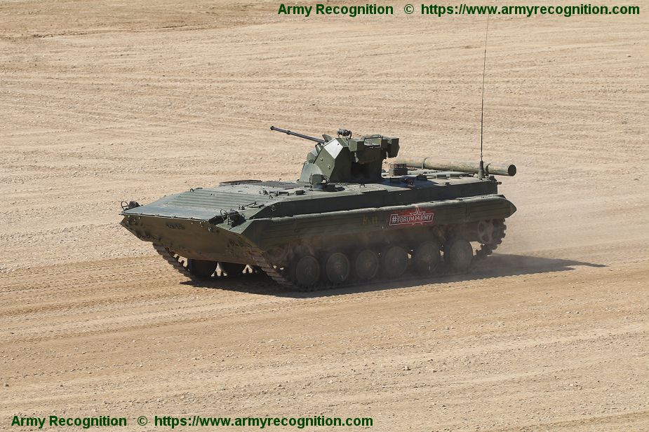 Army-2018_New_BMP-1AM_tracked_armored_IFV_fitted_with_BTR-82A_30mm_turret_925_001.jpg