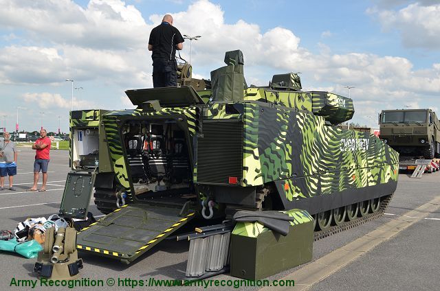 CV-90_Mk_IV_IFV_tracked_armored_Infantry_Fighting_Vehicle_BAE_Systems_British_United_Kingdom_defense_industry_008.jpg