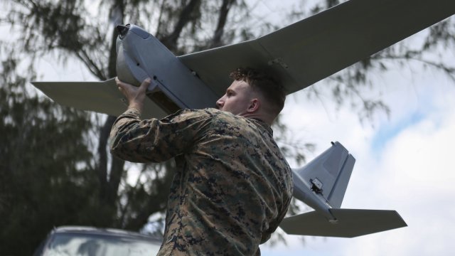 US_Marines_have_tested-the_RQ-20_Puma_Unmanned_Aerial_System_in_Hawaii_640_001.jpg