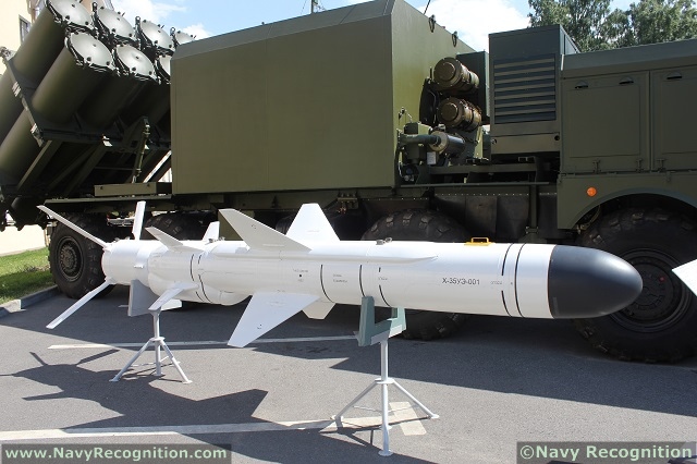 Uran_E_KH_35_Anti-ship_missile_complex_Russia.JPG