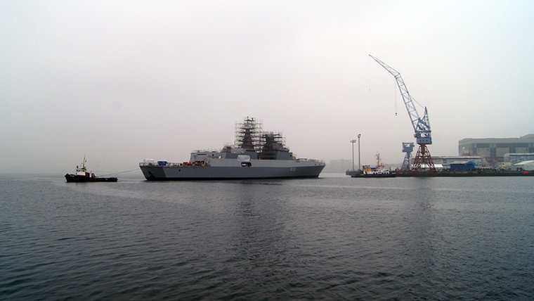 marineschiff116_v-vierspaltig.jpg