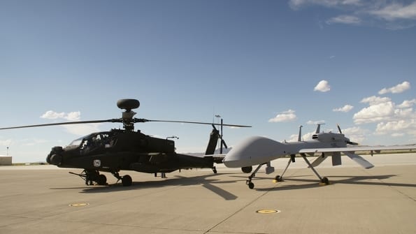US-Army-Apache-Manned-Unmanned-Teaming.jpg