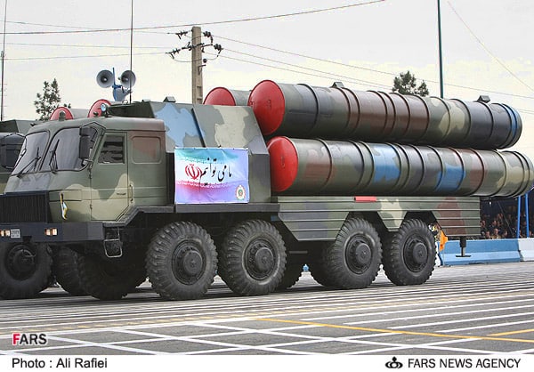 إيران تستعد لتصميم منظومة صاروخية مضادة للطائرات بعيدة المدى
