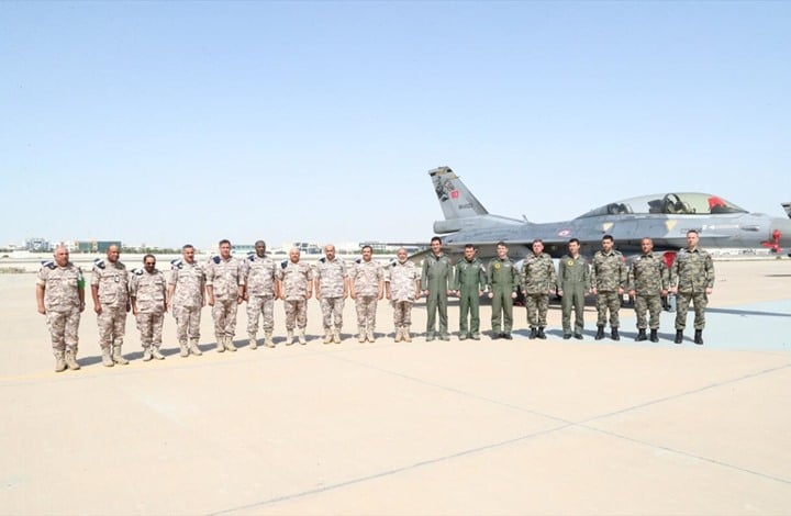 مشاركة تركية أمريكية في تدريب “الصقر21” في قطر