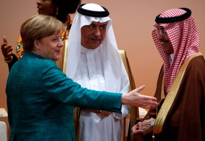 ألمانيا تتراجع عن حظر بيع السلاح للسعودية