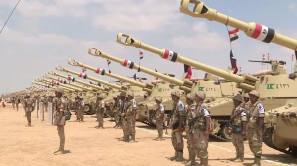 الجيش المصري يمتلك أحدث الأسلحة البحرية والبرية والجوية