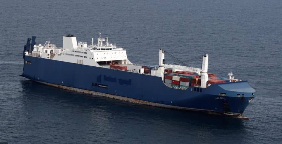 بارجة سعودية تغادر ميناء هارفر الفرنسي دون تحميل شحنة الأسلحة