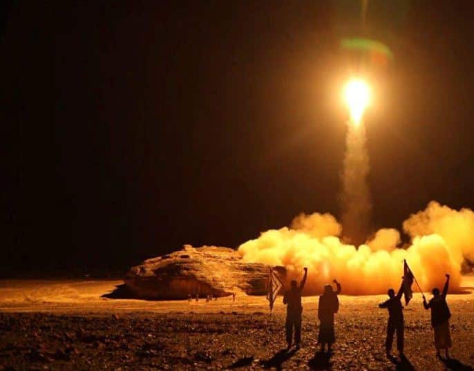 إعتراض صاروخ باليستي أطلقه الحوثييون على الطائف