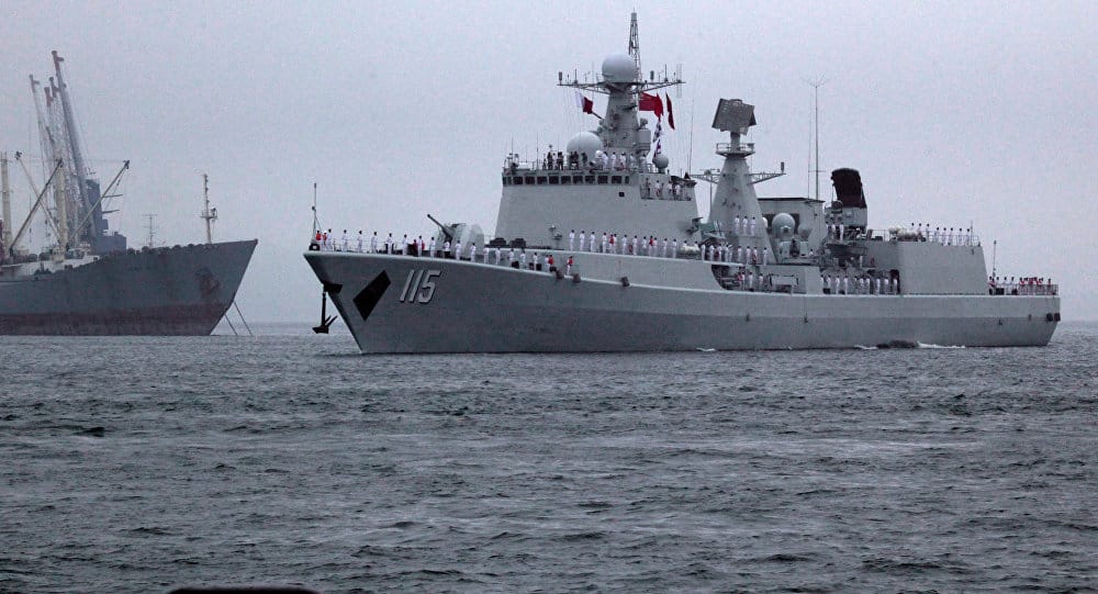 سفينة “هاينشان”  الصينية تظهر بمدفع كهرومغناطيسي (فيديو)