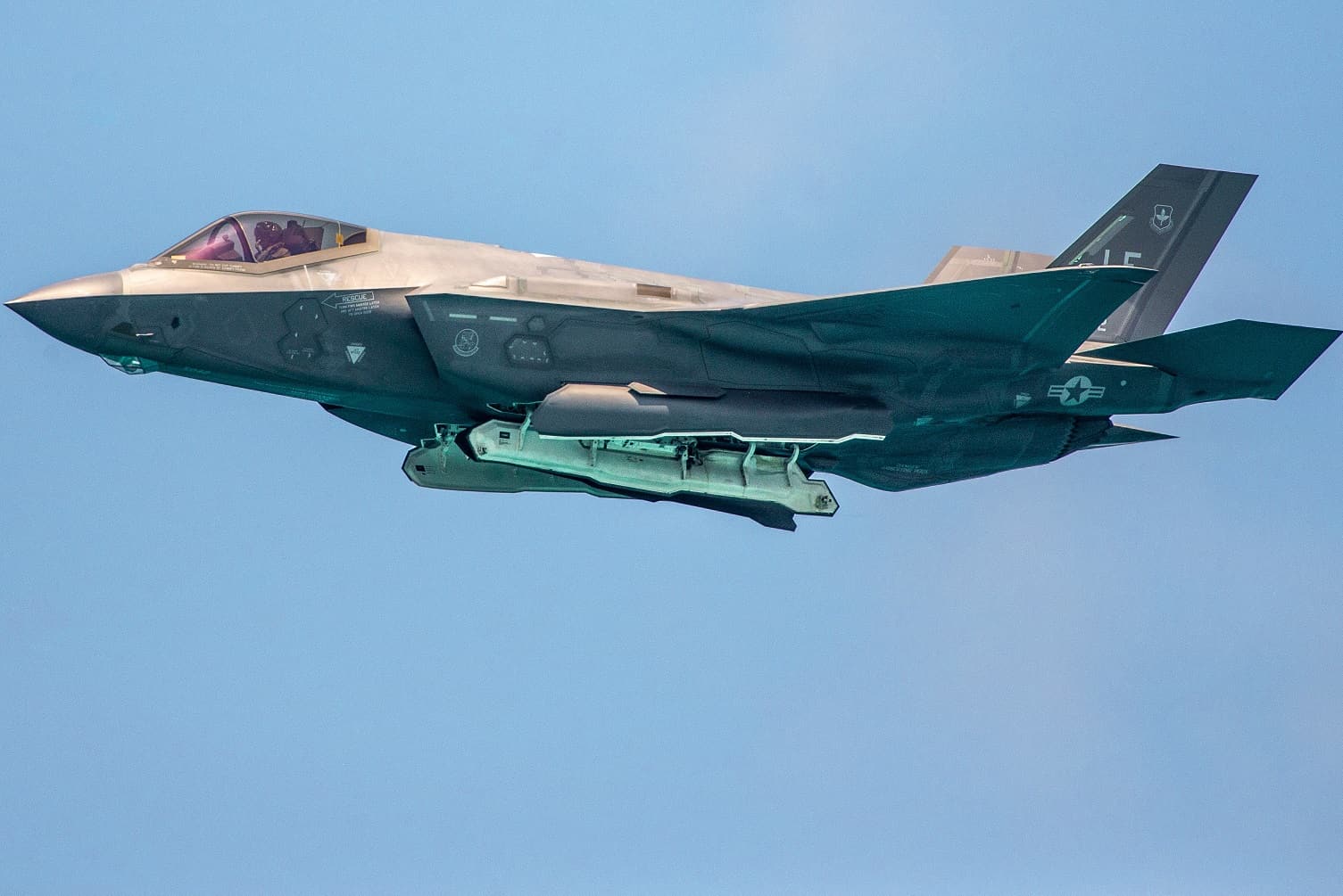 لوكهيد مارتن تنتج طائرات F-35 بأسعار وشروط جديدة