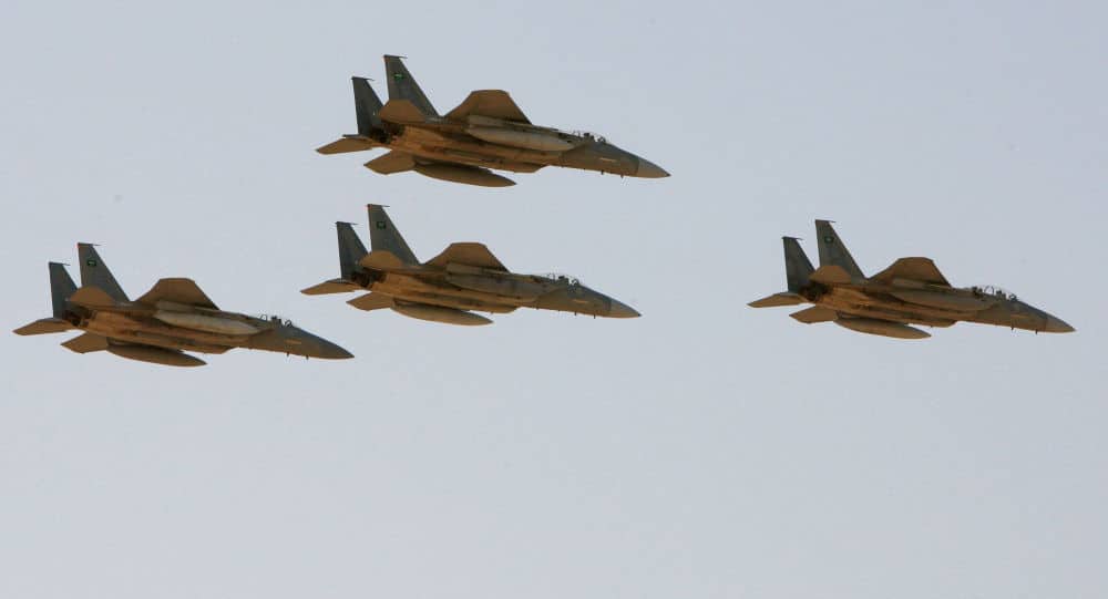 لأول مرة طيران التحالف يستهدف الانفصاليين في عدن