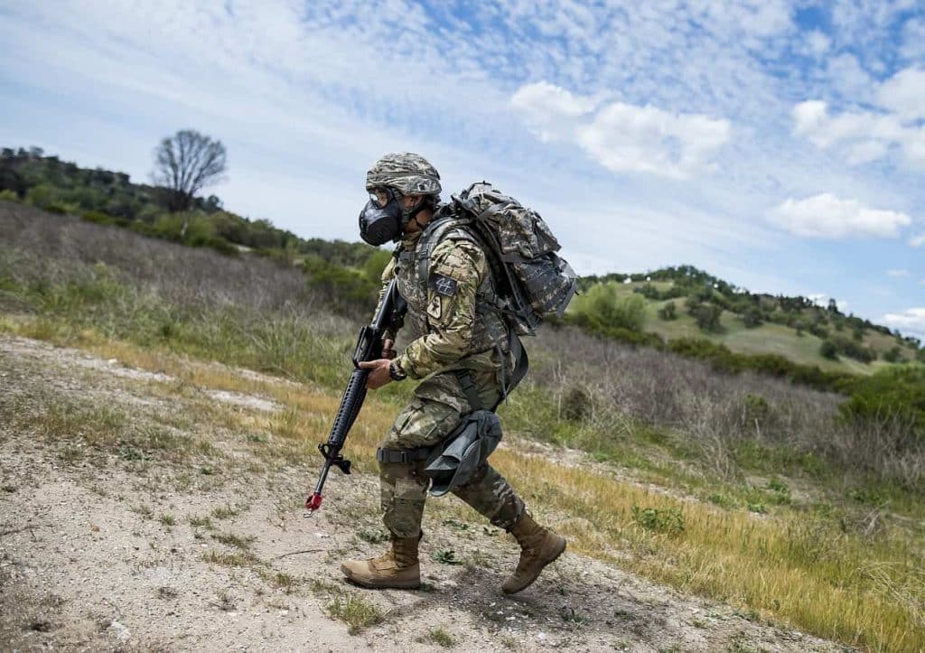 الجيش الأمريكي يطور أجهزة استشعار حيوية لمقاتلات المستقبل
