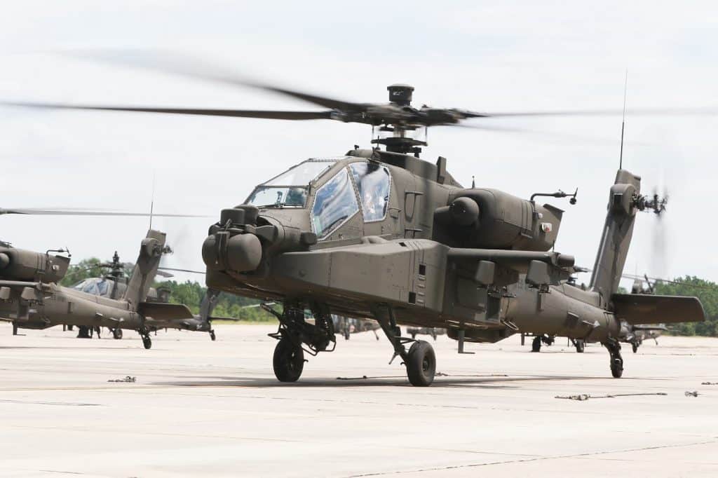 الجيش الأمريكي يشتري مروحيات  Apache AH-64E