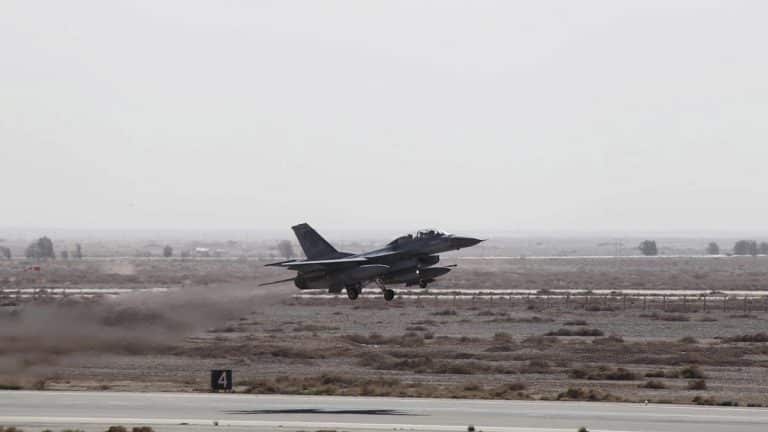العراق يحظر تحليق الطيران العسكري في أجواء البلاد