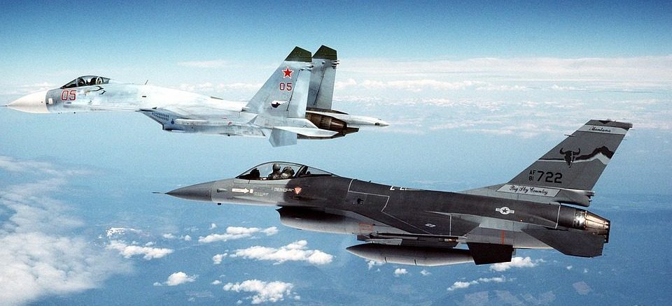 F-16-vs-Mig-29-960x642