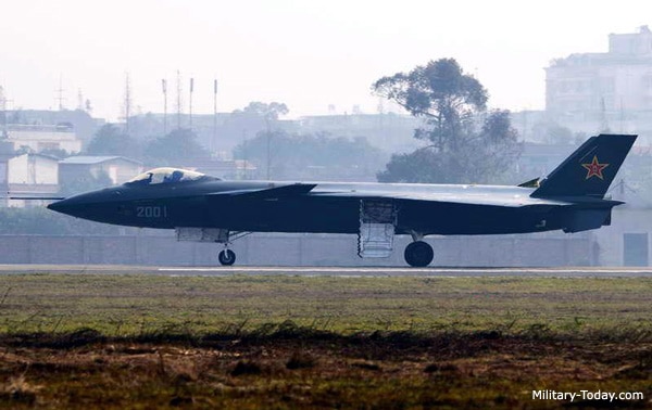 تعرف على طائرة الشبح الصينية تشنغدو J-20 وقدراتها أمام الرابتور