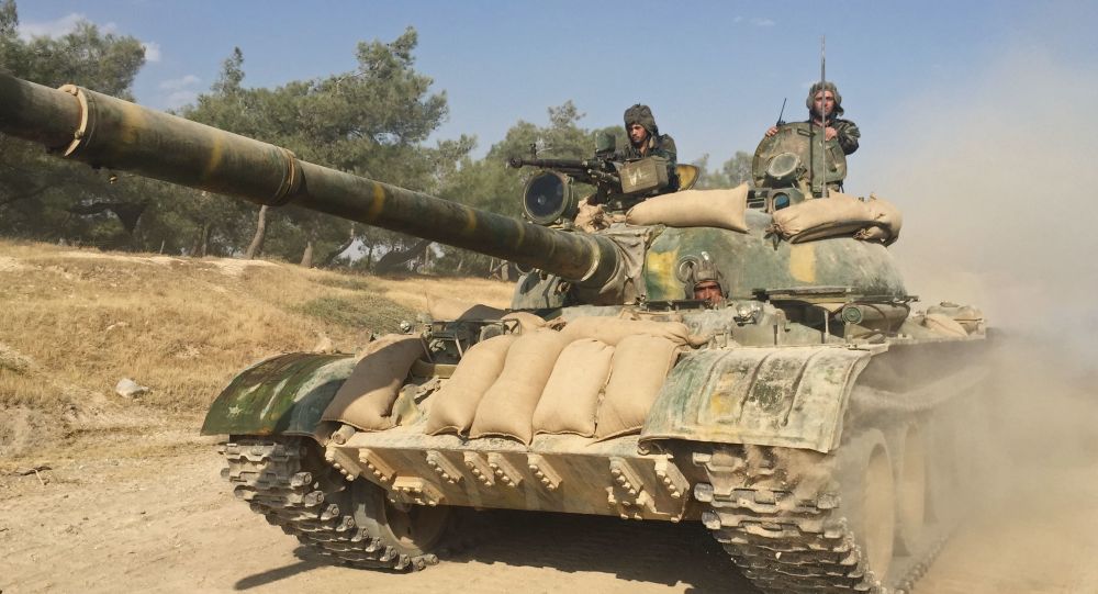 الجيش السوري ينقل دبابات لمحيط الرقة تمهيدا لدخولها..فيديو