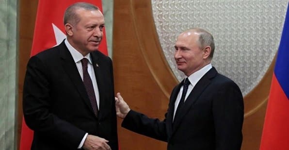 كيف أخرج بوتين الأميركيين من شمال سوريا وجر إردوغان إلى تسوية؟