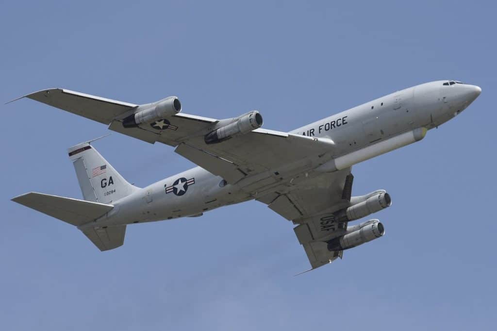 رصد طائرة مراقبة أمريكية من طراز E-8C قرب روسيا