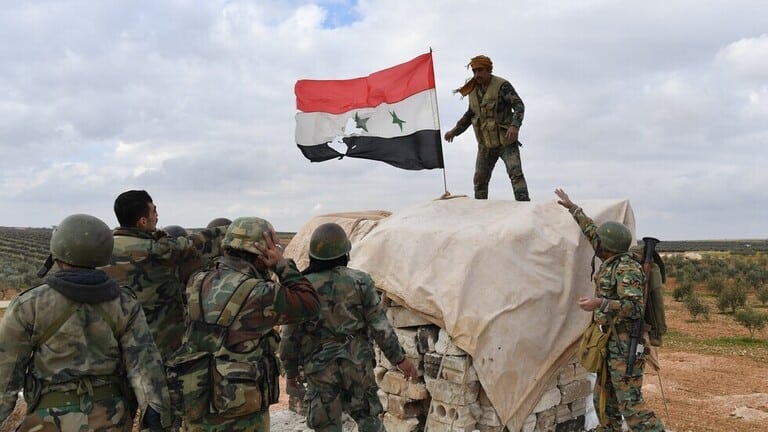 الجيش السوري يصل لحدود تركيا ويشتبك مع جيشها