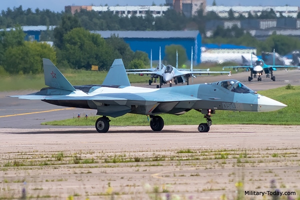 Sukhoi Su-57 المقاتلة الشبح متعددة الأدوار ..معلومات شاملة