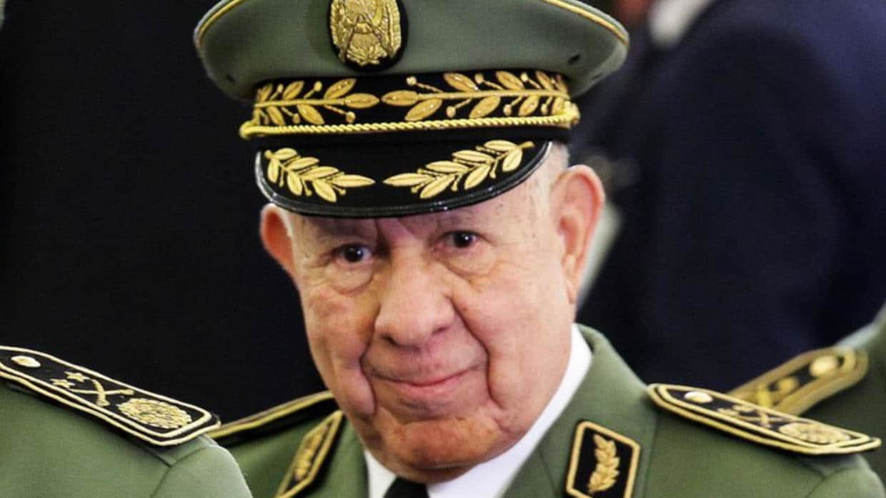 تعرف على اللواء سعيد شنقريحة رئيس أركان الجيش الجزائري الجديد