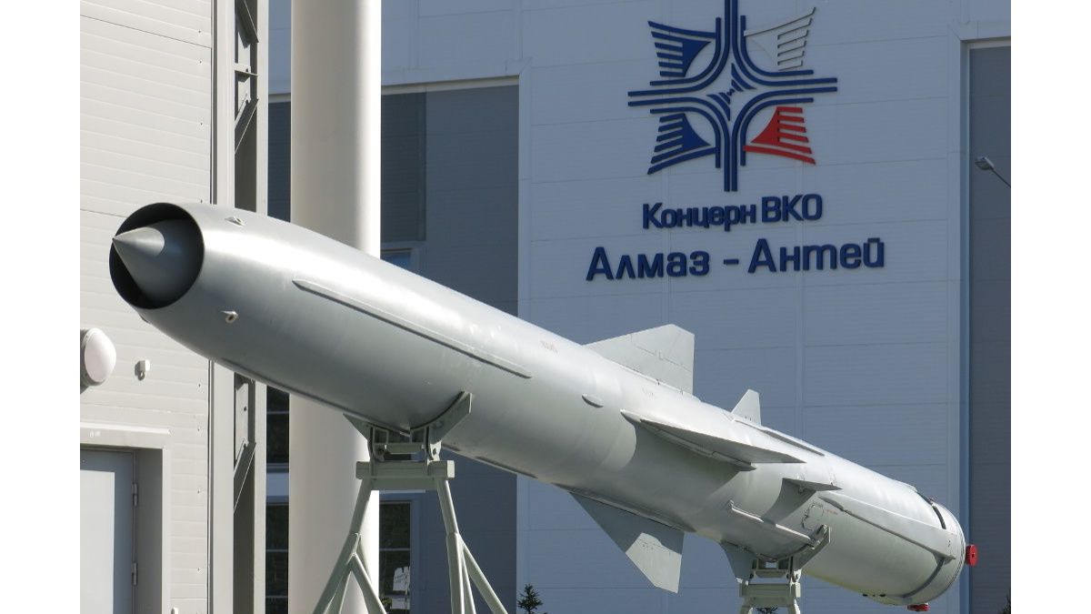 صاروخ “أونيكس” الروسي يستحوذ على اعجاب الغرب فما هي مواصفاته ؟