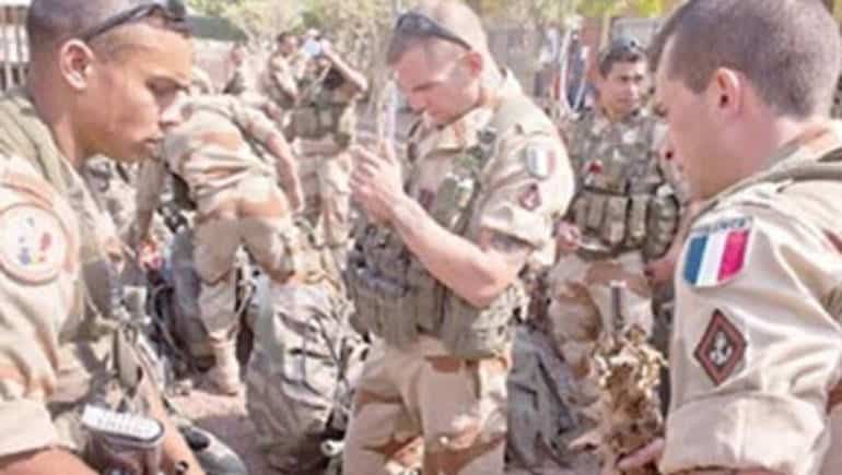 الدفاع الفرنسية: عمليات عسكرية مرتقبة ضد الجهاديين في مثلث مالي