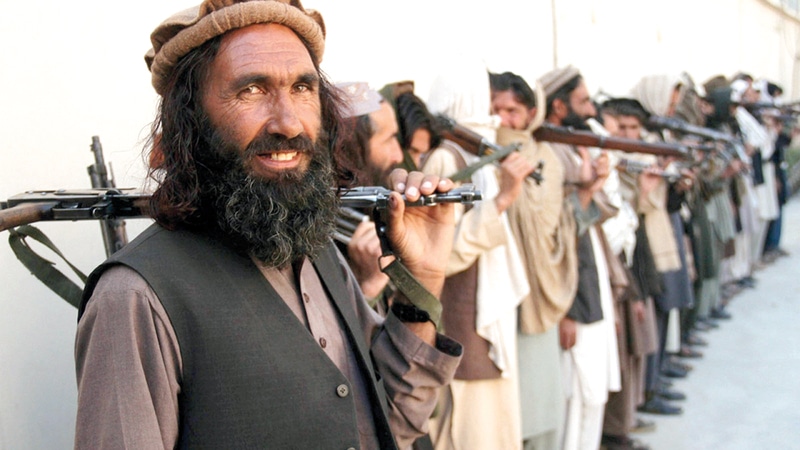 قندهار :حركة طالبان تفجر عبوة ناسفة و تصرع جنديين أمريكيين